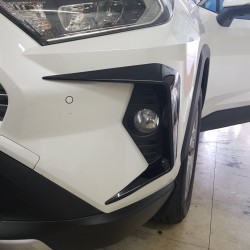Free Shipping 2pcs ABS Front Fog Light Frame Cover Trim For Toyota RAV4 2019 2020 2021 2022 2023